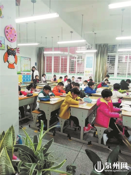 小学生乐享课后时光 市直小学课后服务首周进展顺利